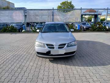 Almera Fließheck 5-Türer 1.5 visia