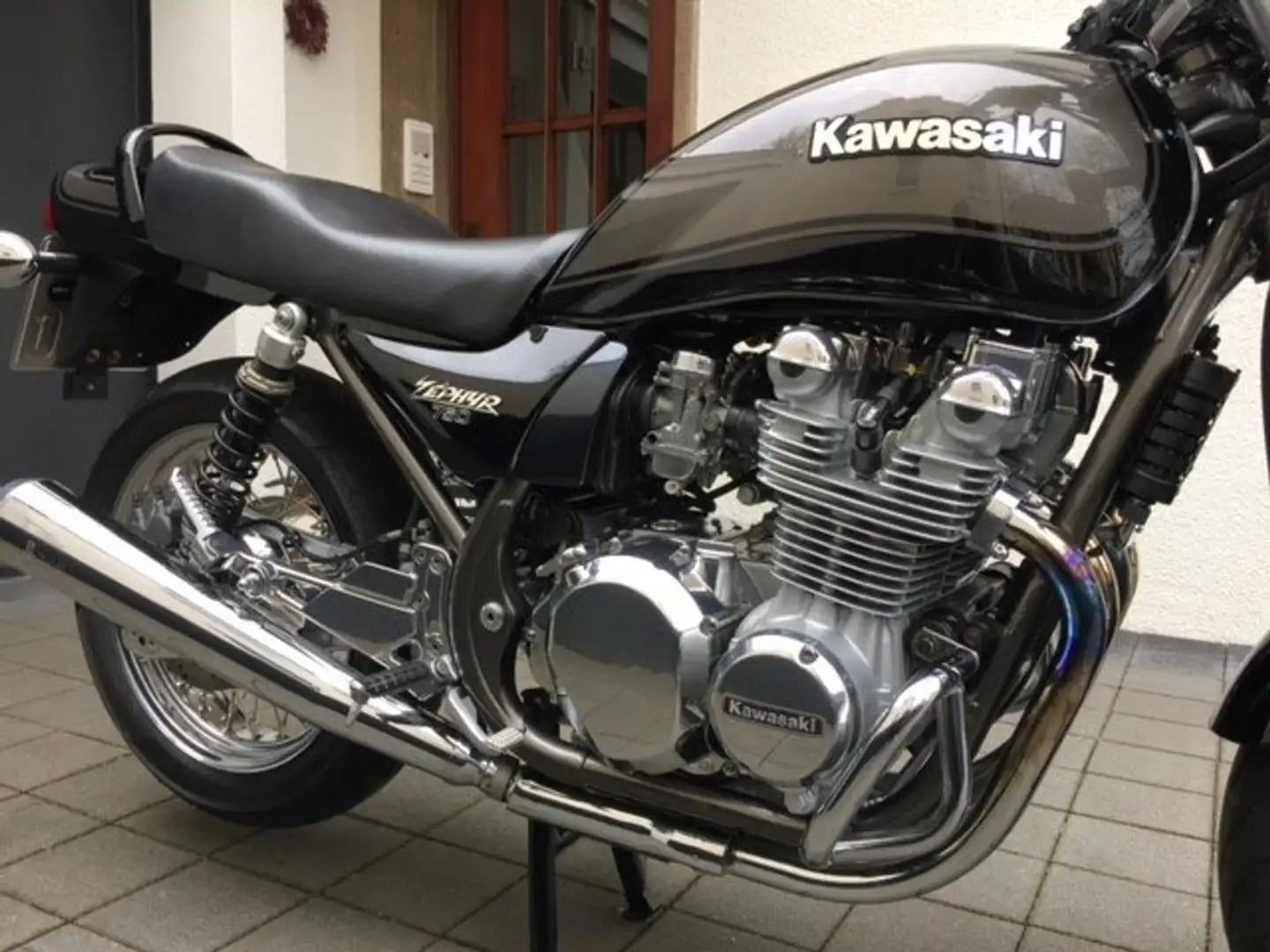 Kawasaki Zephyr 750 Šedá - 2