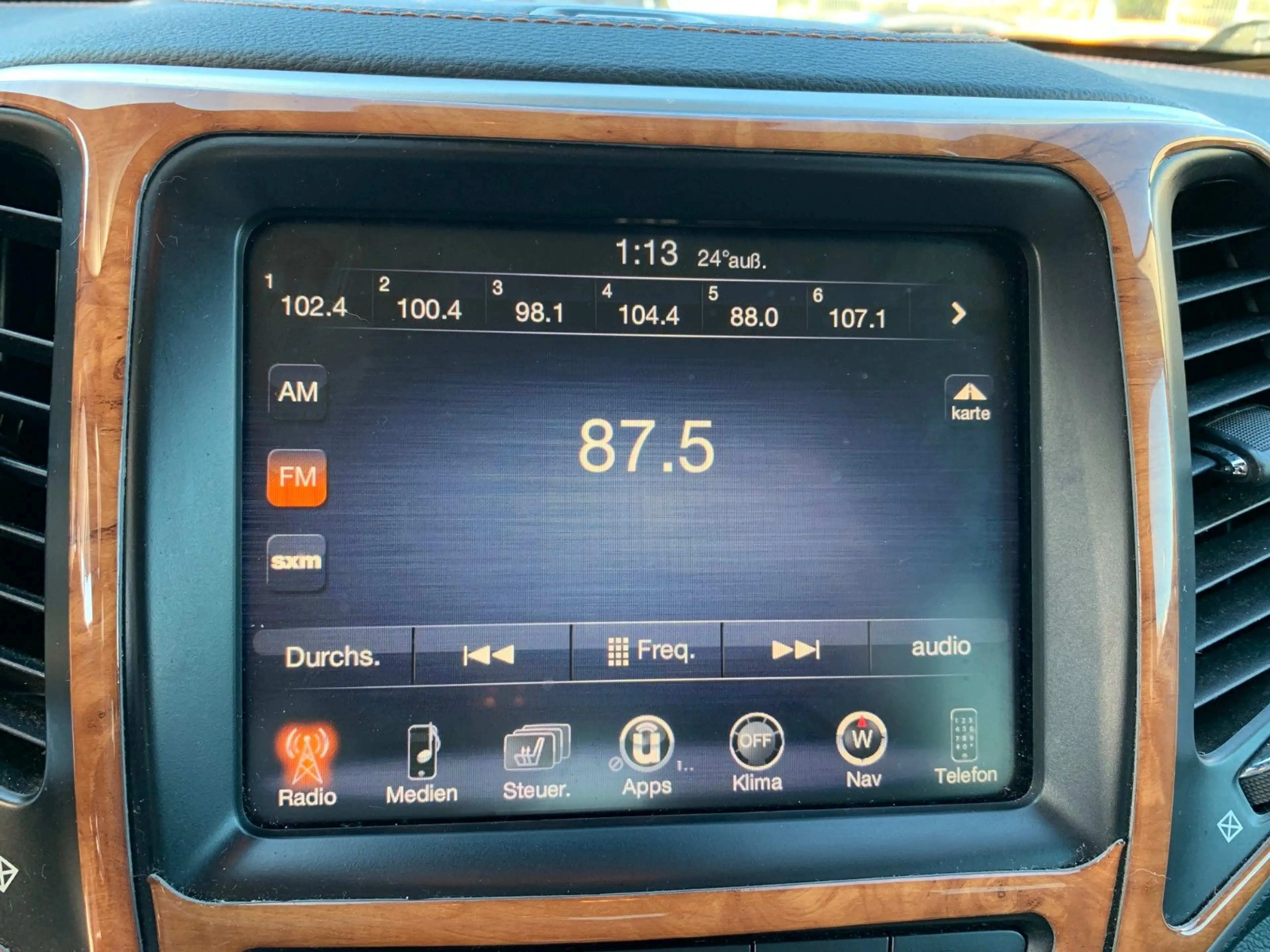 Jeep Cherokee Limited 4WD*Cam*Leder*PanDach* — photo 25