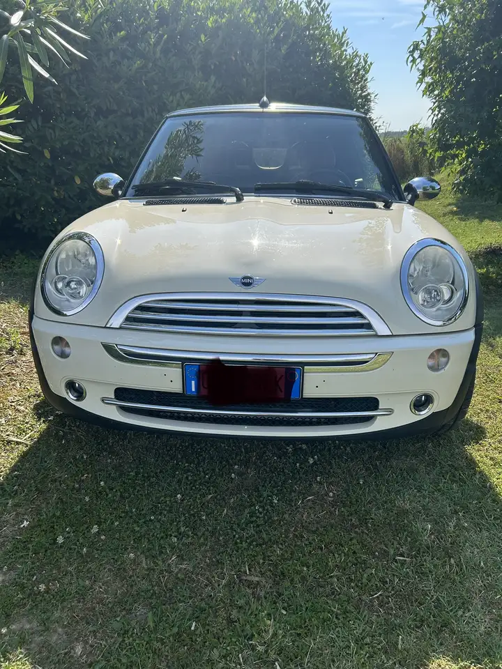 MINI Cooper Cabrio