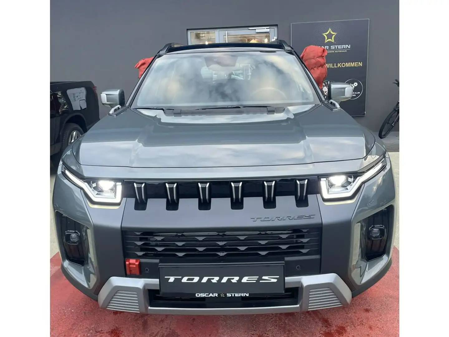 KGM Torres HEV Hybrid Style Automatik Grün - 2