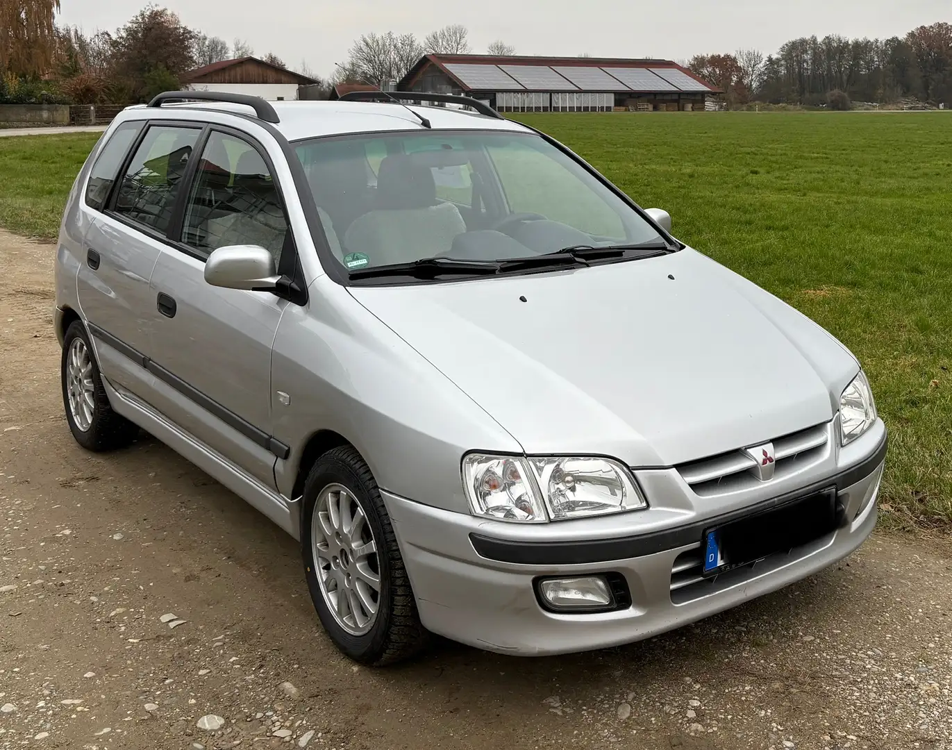 Mitsubishi Space Star Space Star 1.6 "25" Silber - 1