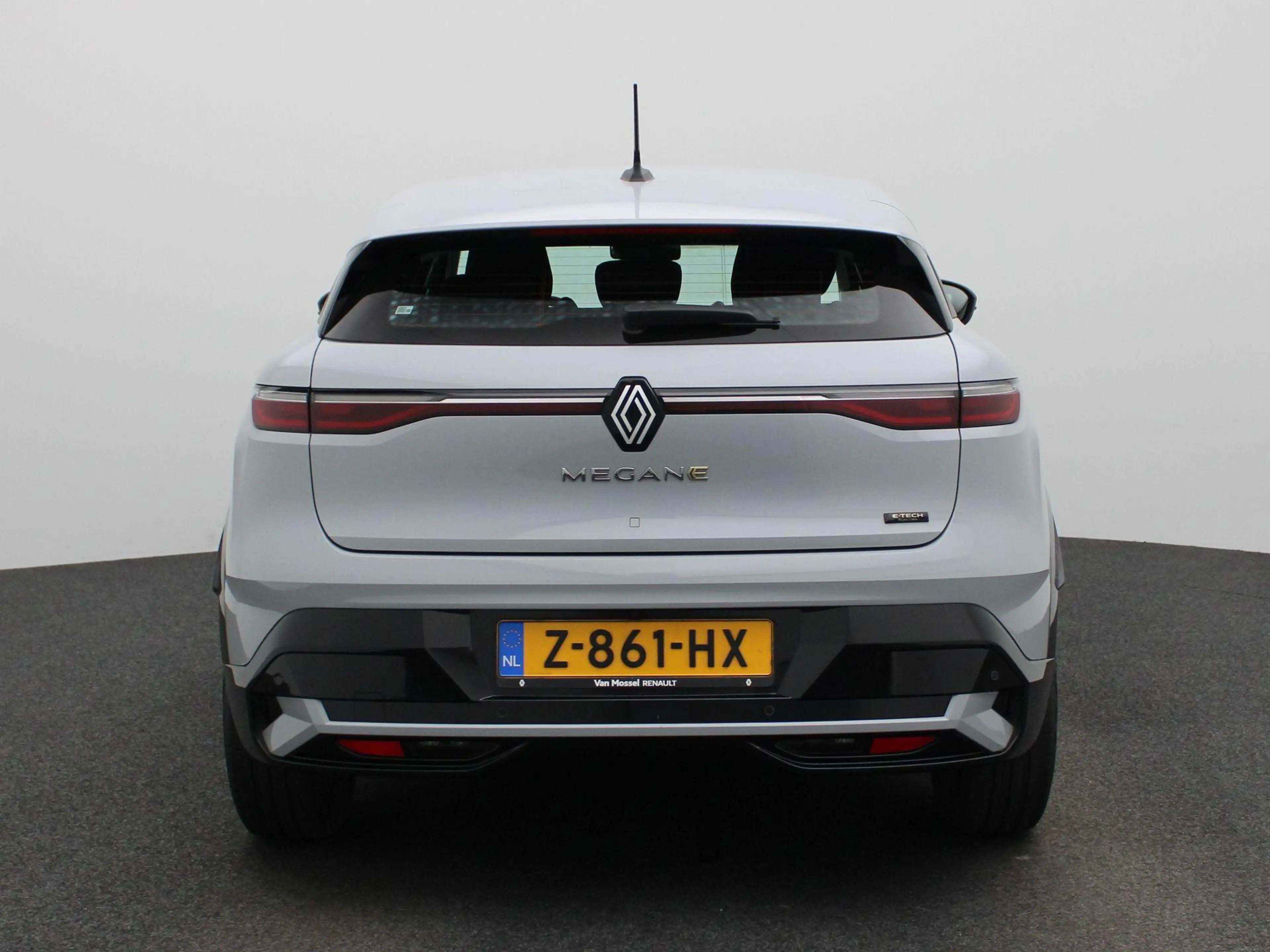 Renault Megane E-Tech EV40 Boost Charge Equilibre Pack Comfort | Apple C — photo 5