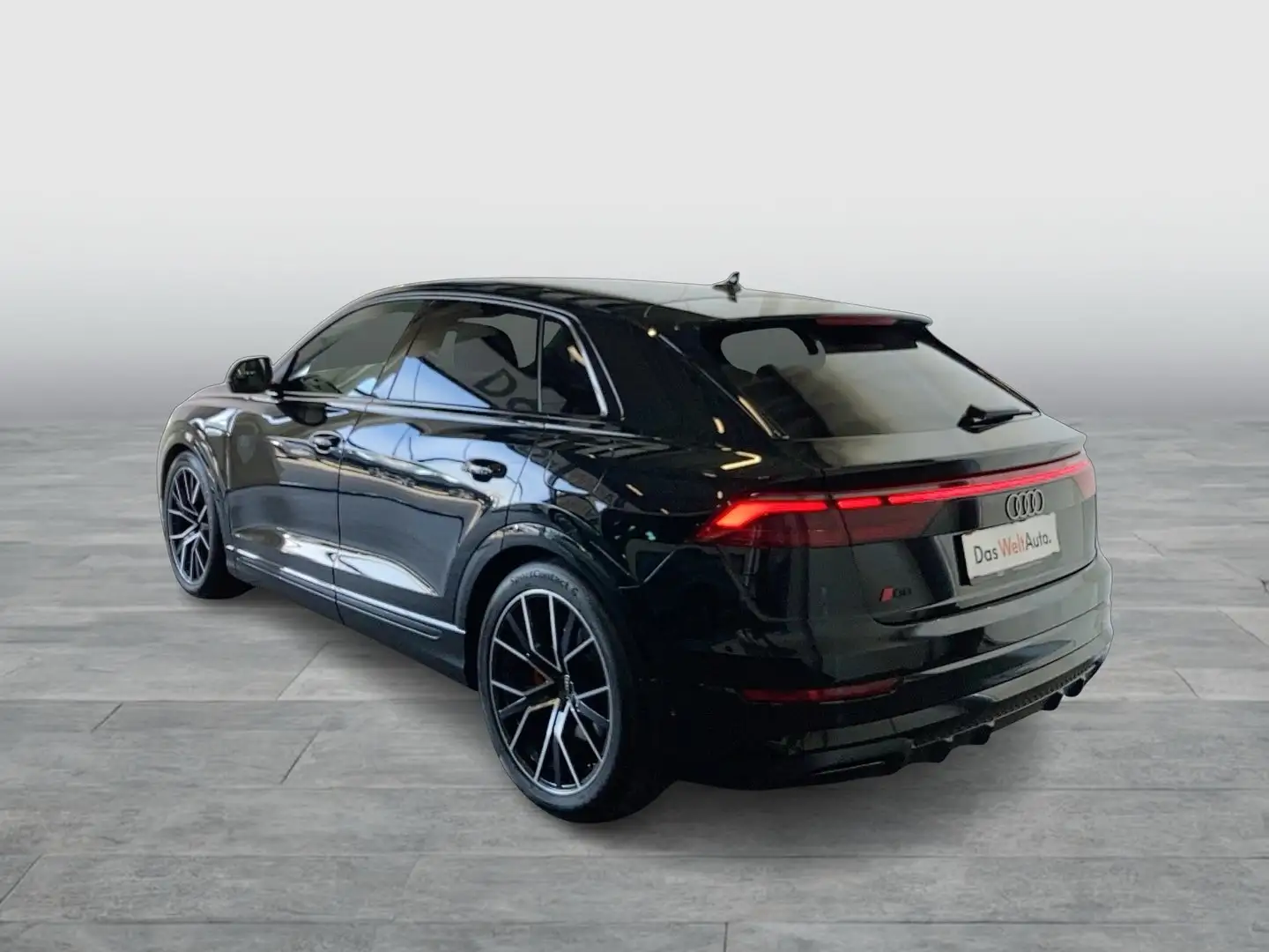Audi Q8 TFSI e quattro 360 kW Schwarz - 2