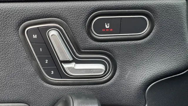 Mercedes-Benz A-Class view 17