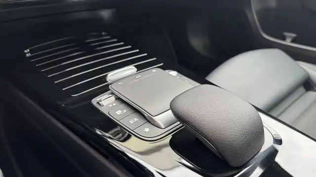 Mercedes-Benz A-Class view 26