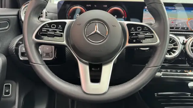 Mercedes-Benz A-Class view 22