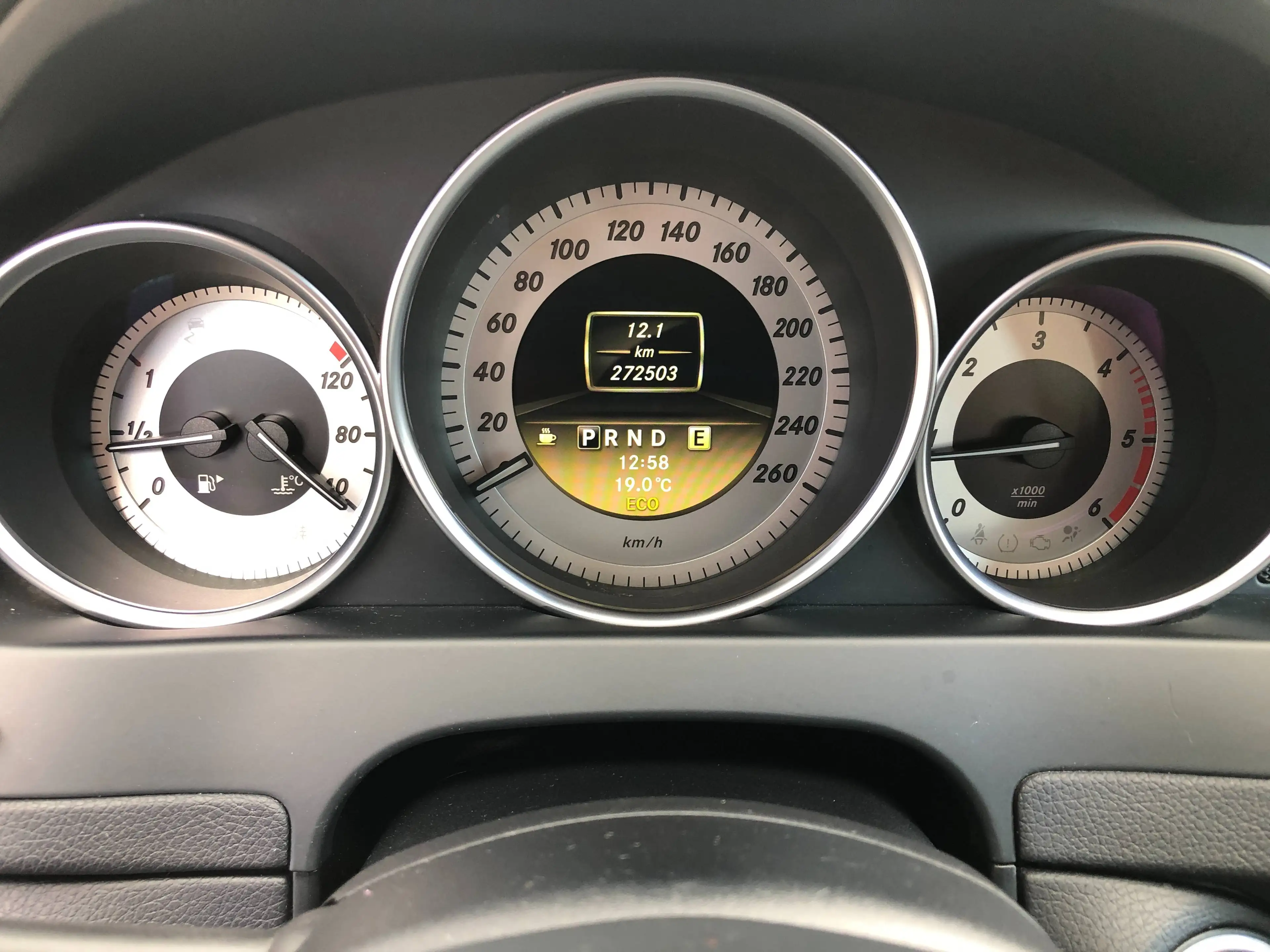 Mercedes-Benz C 250 CDI T BlueEFFICIENCY*AHK*Bi-Xenon*COMAND*3.Hand* — photo 15