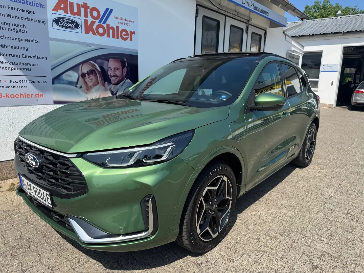 Ford Kuga Plug-In Hybrid  ST-Line X Groen - 1