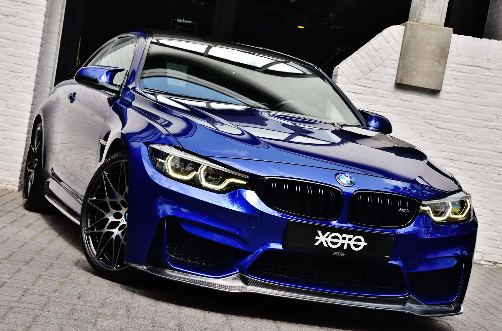 BMW M4 DKG COMPETITION ** REMUS EXHAUST / FULL CARBON *** Blau - 2
