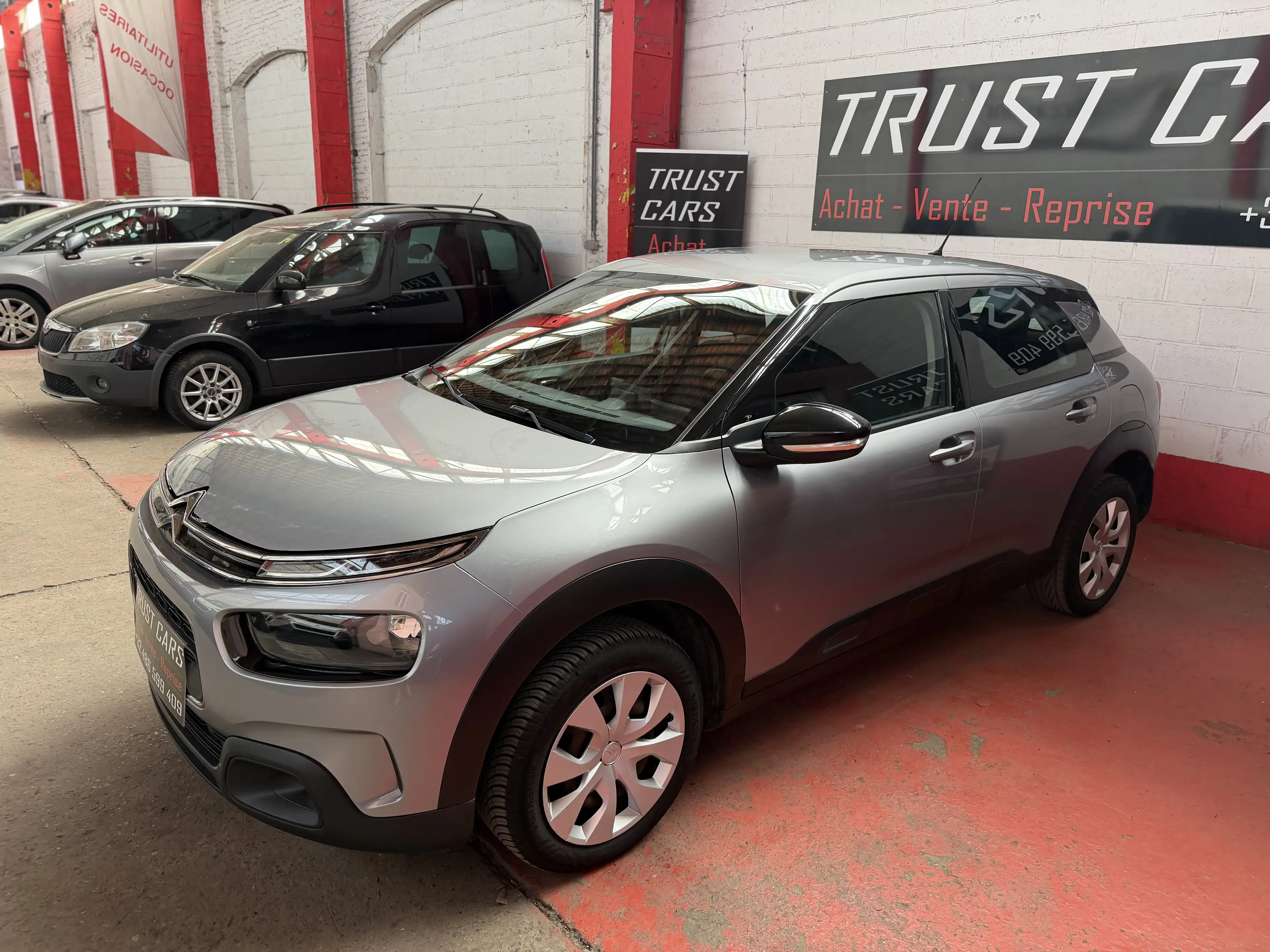 Citroen C4 Cactus C4 Cactus 1.6 BlueHDi Business GPS (Fleet) — photo 2