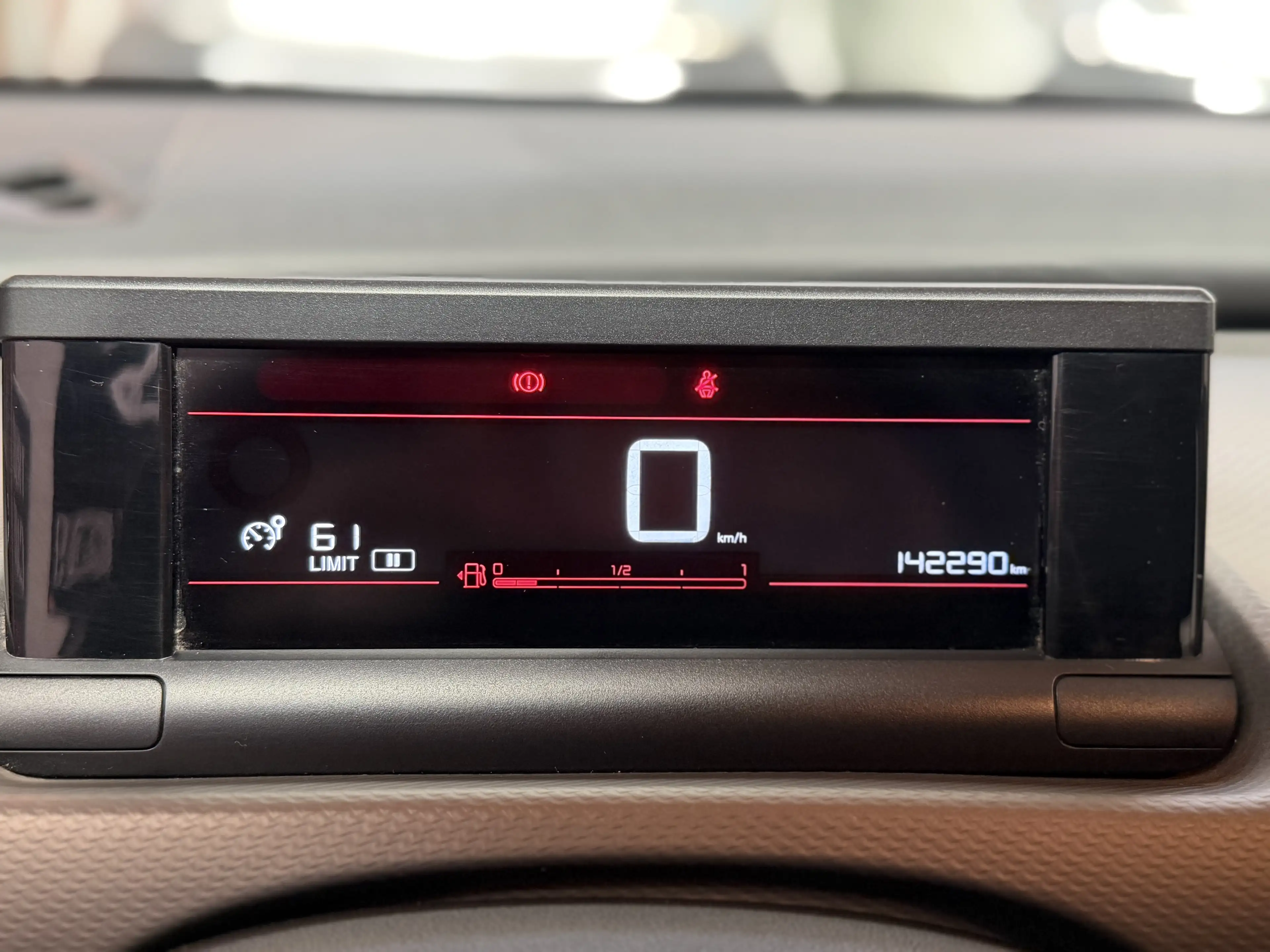 Citroen C4 Cactus C4 Cactus 1.6 BlueHDi Business GPS (Fleet) — photo 10