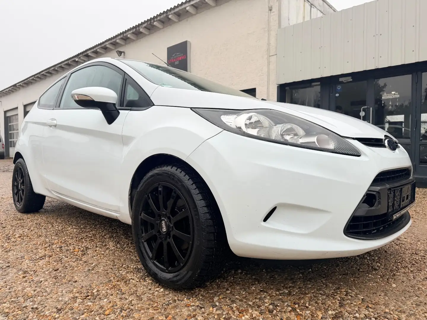 Ford Fiesta Trend 1.6 TDCI KLIMA*ALU*EURO 4 Weiß - 1