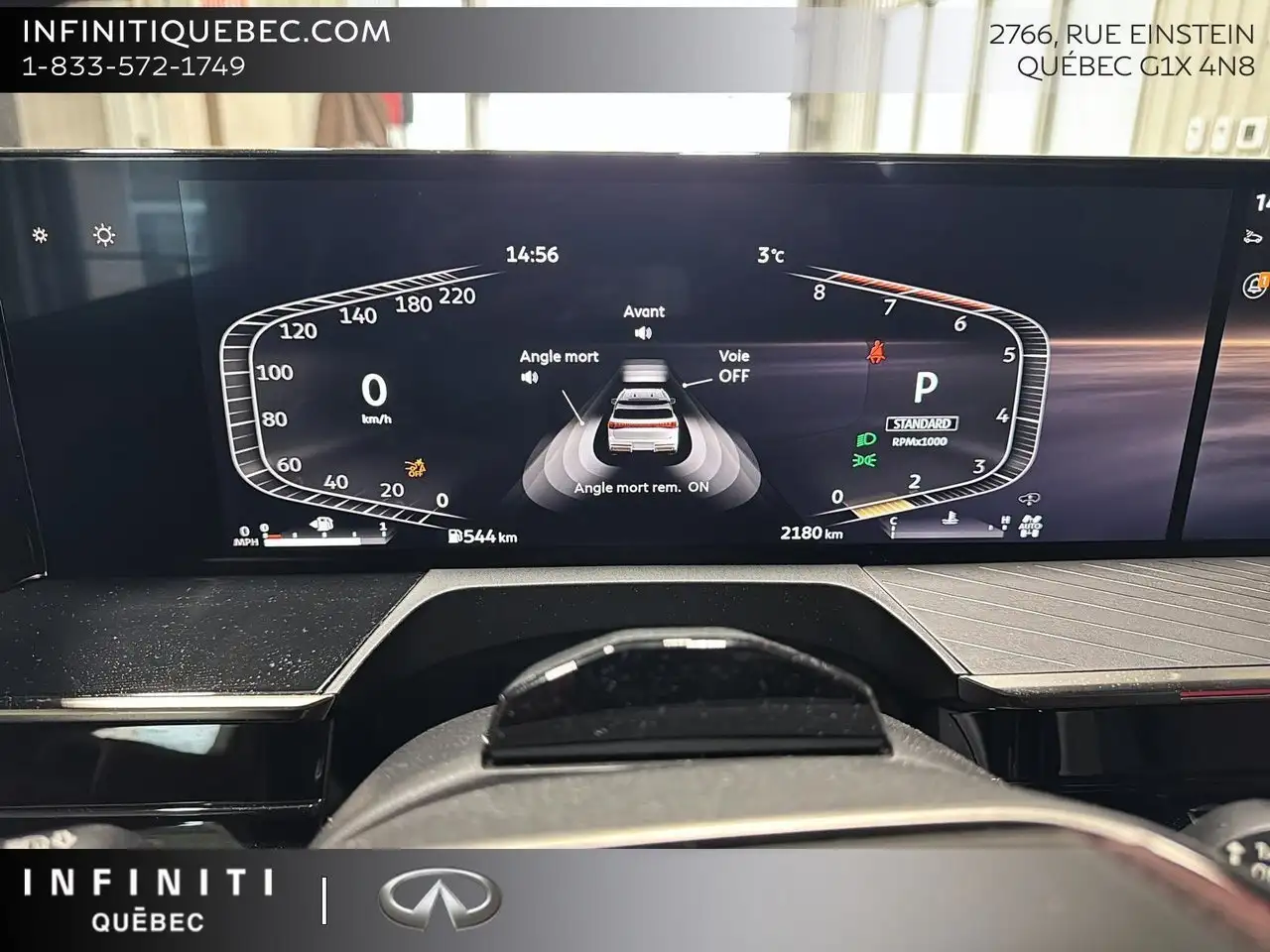 Infiniti QX80 снимка Infiniti QX80