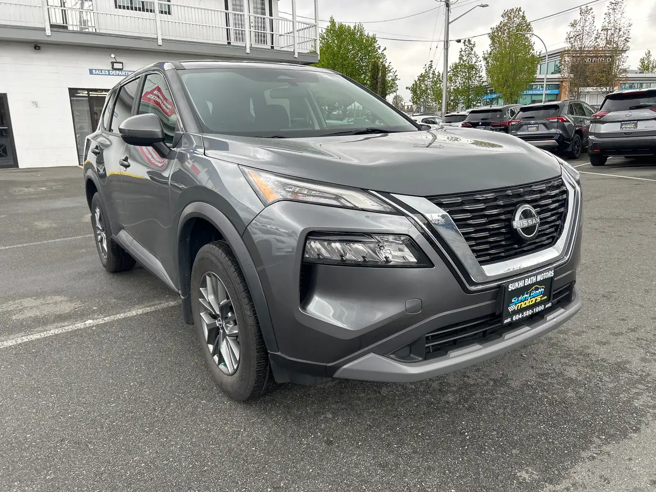 Nissan Rogue снимка Nissan Rogue