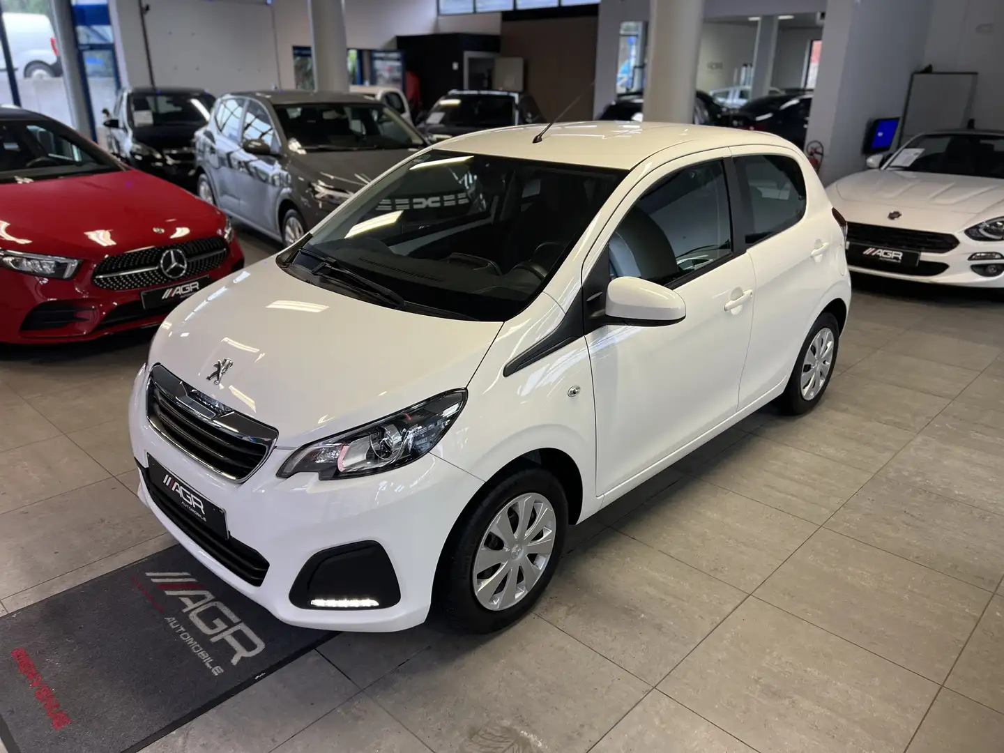 Peugeot 108 5 PORTES  ( moteur Toyota) GARANTIE Wit - 1