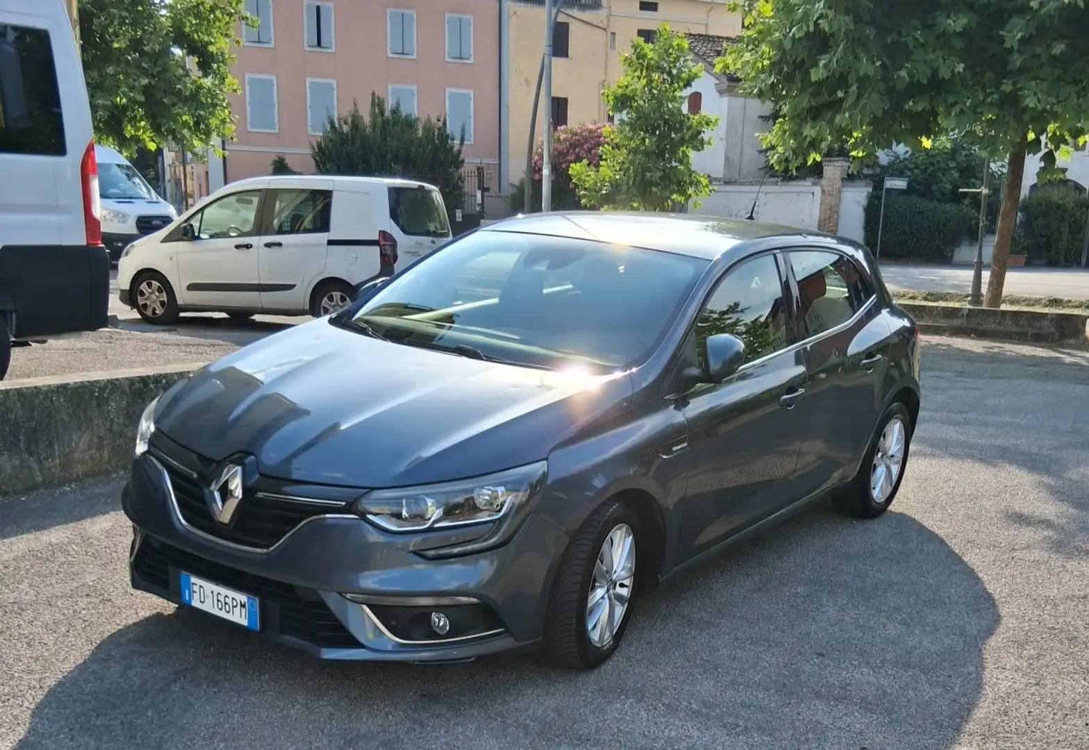 Renault Megane 1.5 dci energy Intens 110cv - 1