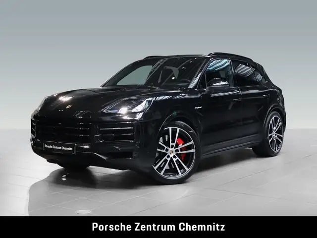 2025 Porsche Cayenne in Black for sale