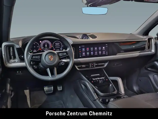 Porsche Cayenne view 7
