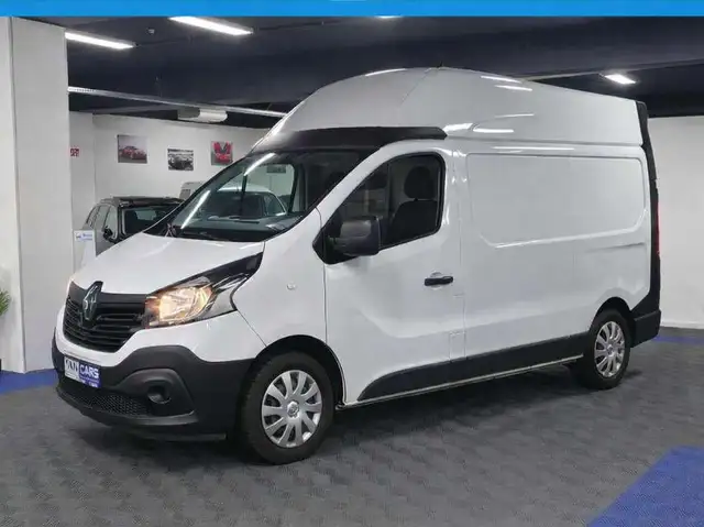 Renault Trafic 1.6 DIESEL * SUR-ELEVE * CAMERA + CRUISE + OPT *