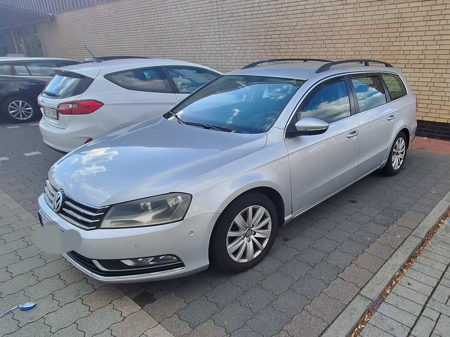 Volkswagen Passat Variant Passat Variant 2.0 TDI 4Motion BlueMotion Technol. Grau - 1