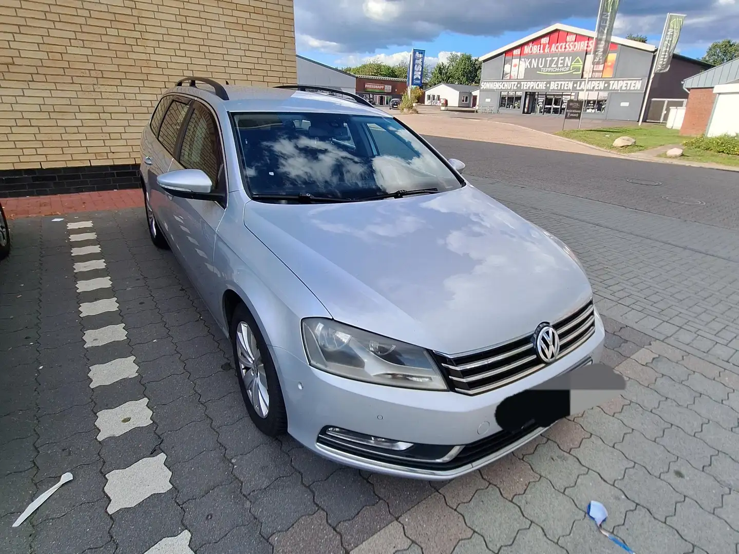 Volkswagen Passat Variant Passat Variant 2.0 TDI 4Motion BlueMotion Technol. Grau - 2