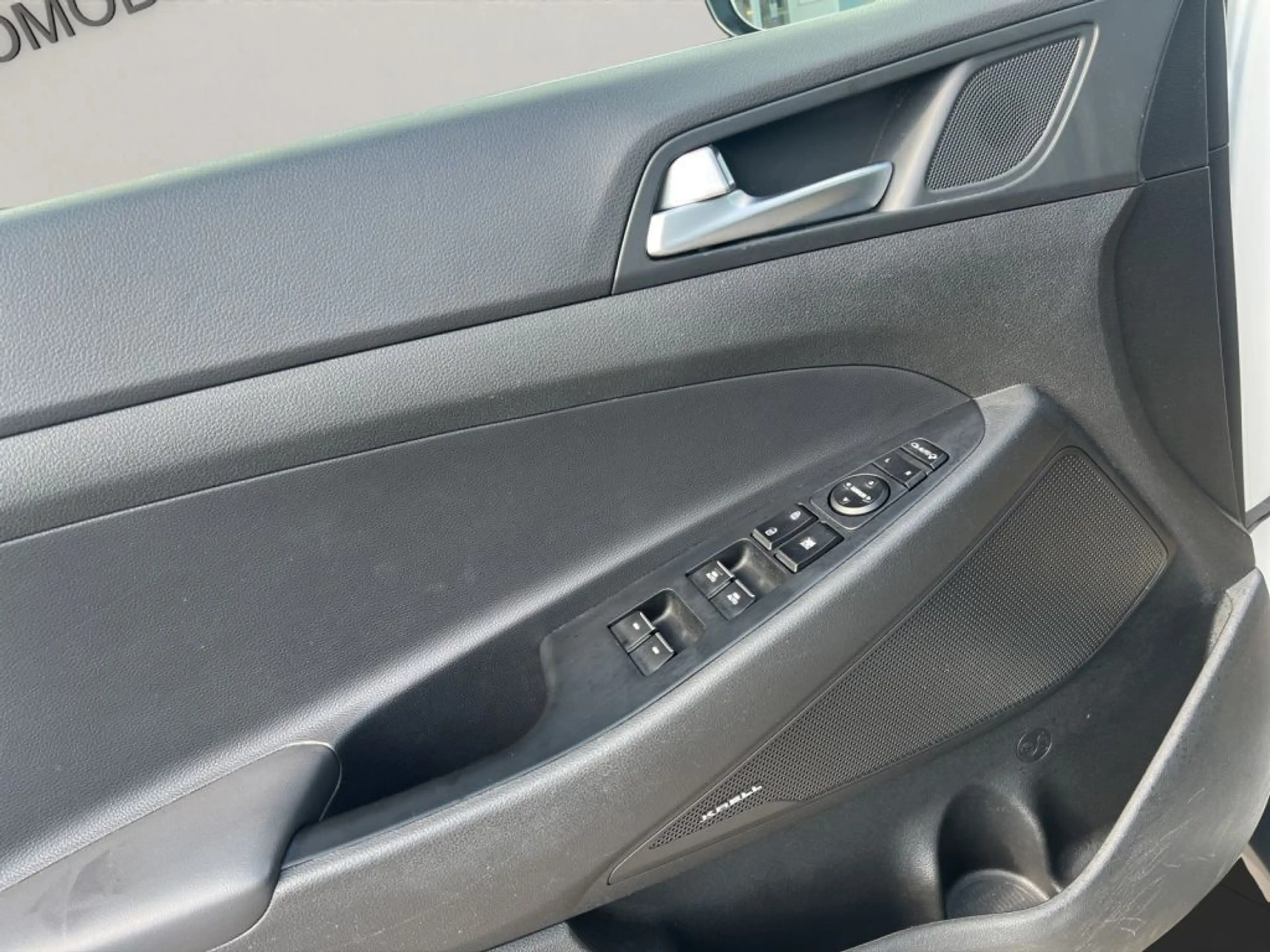Hyundai TUCSON 1.6 GDi 4WD DCT Premium *Pano* — photo 9