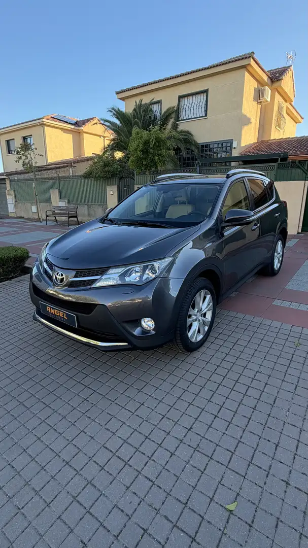 Toyota RAV4 120D Advance AWD Gris - 1