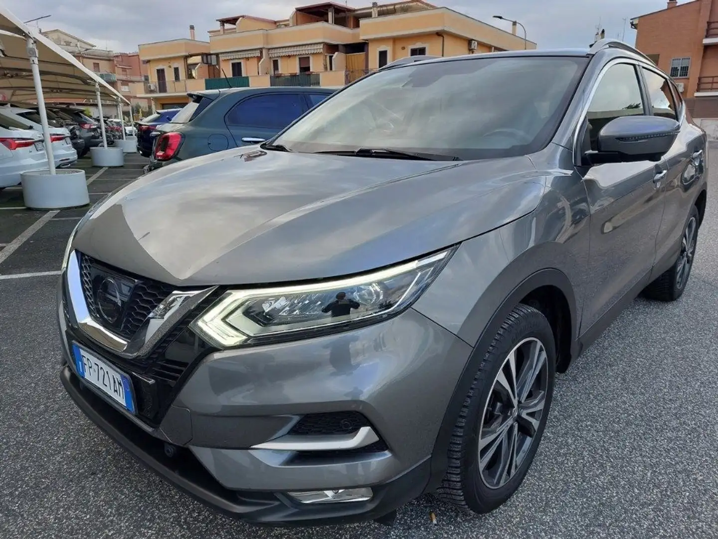 Nissan Qashqai 1.6 dCi 2WD Visia Navi Tetto Panorama Retrocam. Grigio - 1