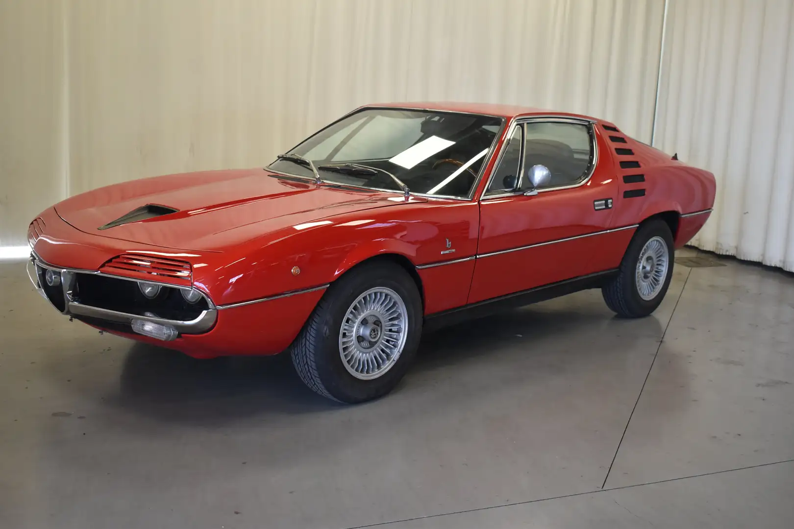 Alfa Romeo Montreal V8 Czerwony - 1