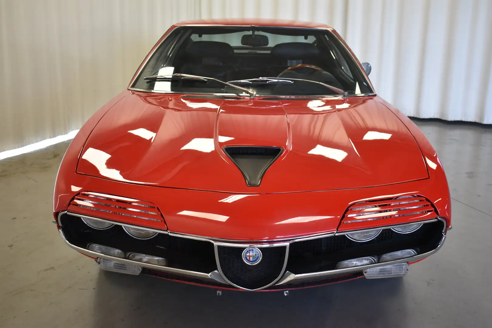 Alfa Romeo Montreal V8 Czerwony - 2