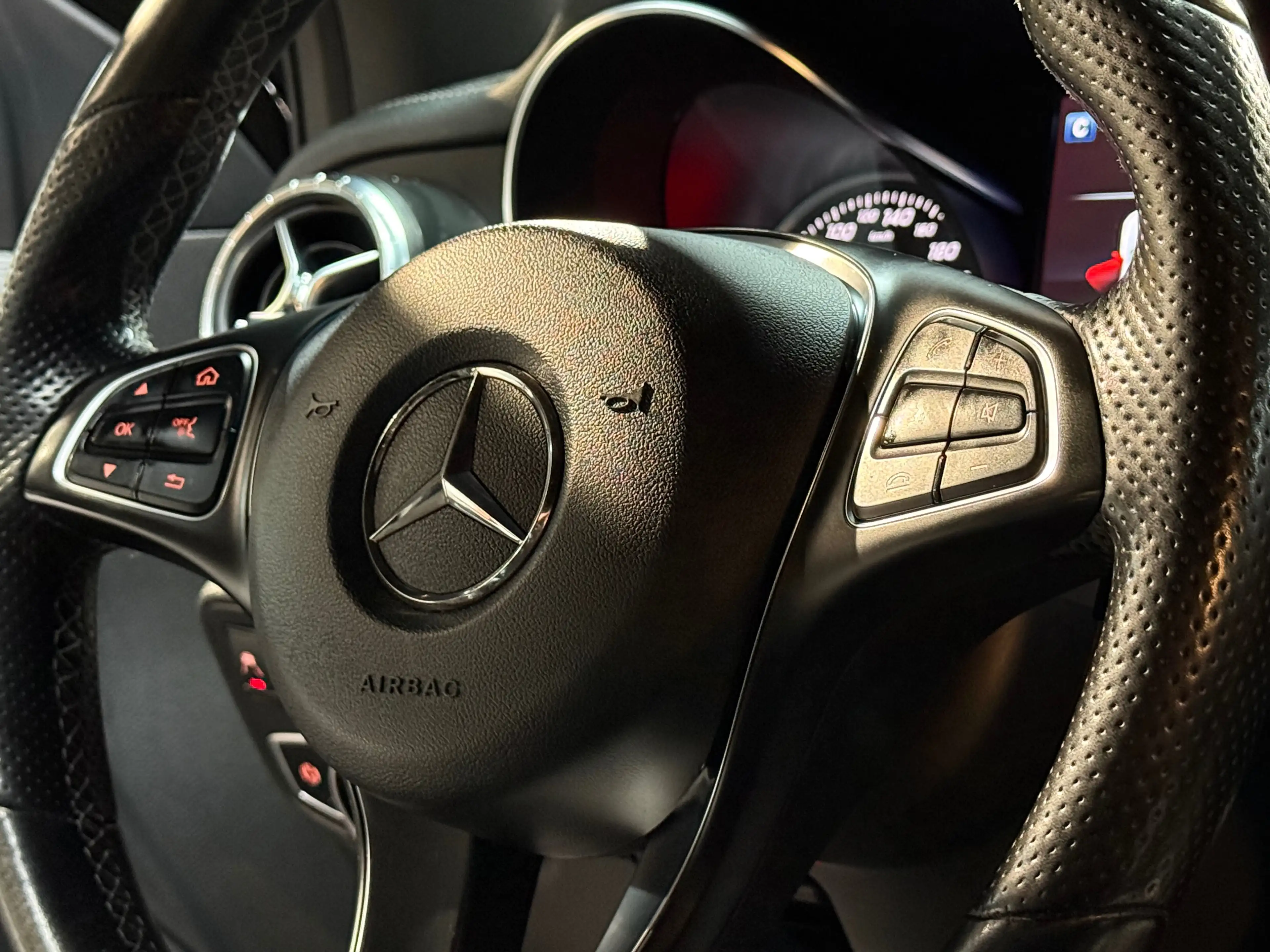Mercedes-Benz X 350 d 4Matic V6*CAMERA 360*GPS*GARANTIE 1 AN* — photo 11