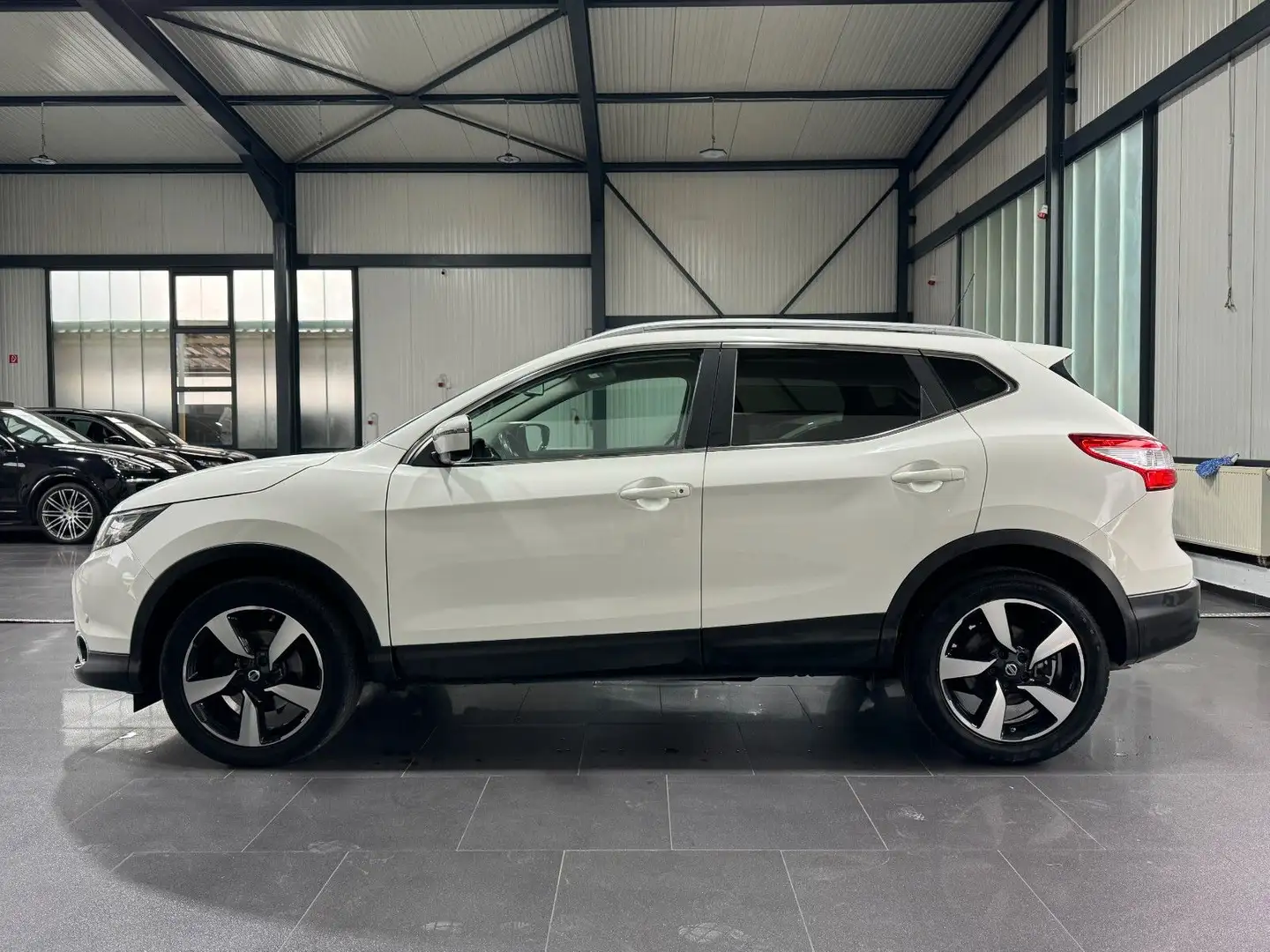 Nissan Qashqai N-Connecta | AUT | PANO | SHZ | 8-fach Weiß - 2