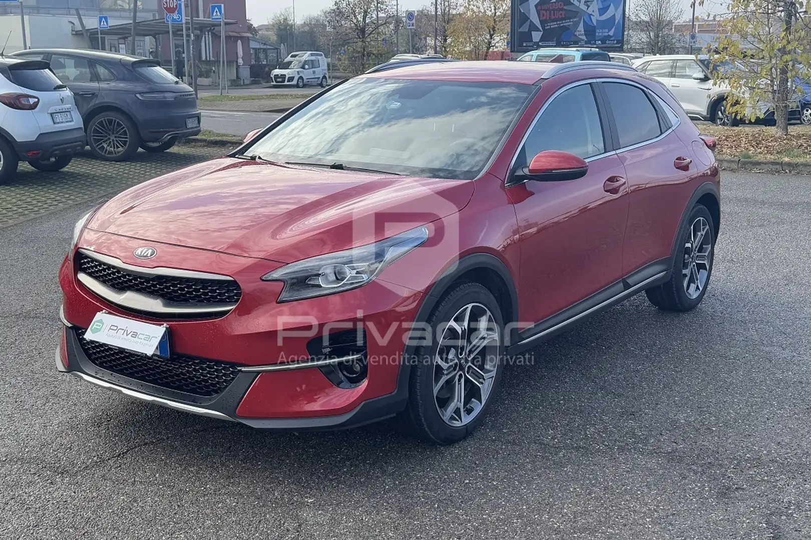 Kia XCeed Xceed 1.4 T-GDi Evolution Rosso - 1
