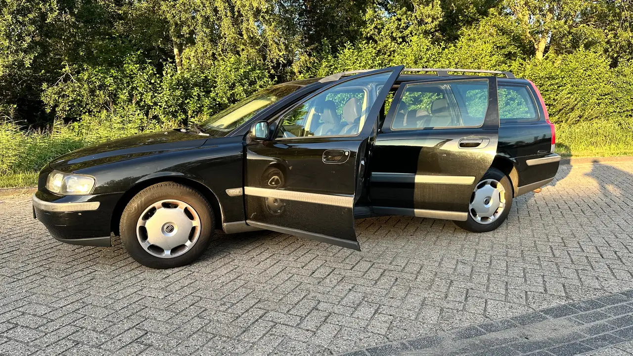 Volvo V70 2.4 Comfort Line, foto 7