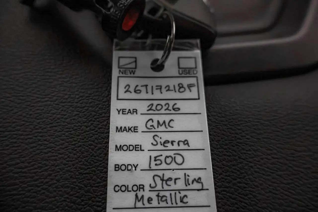 GMC Sierra 1500 снимка GMC Sierra 1500