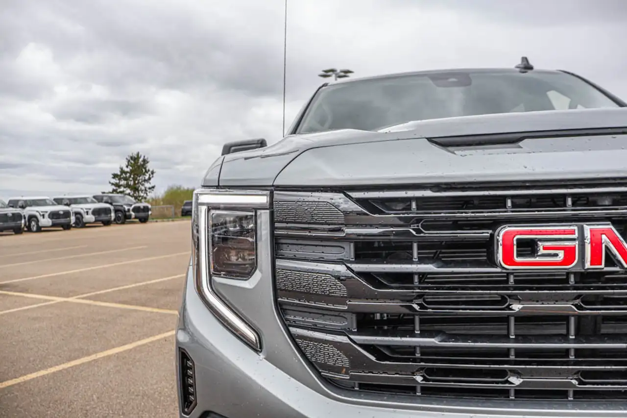 GMC Sierra 1500 снимка GMC Sierra 1500