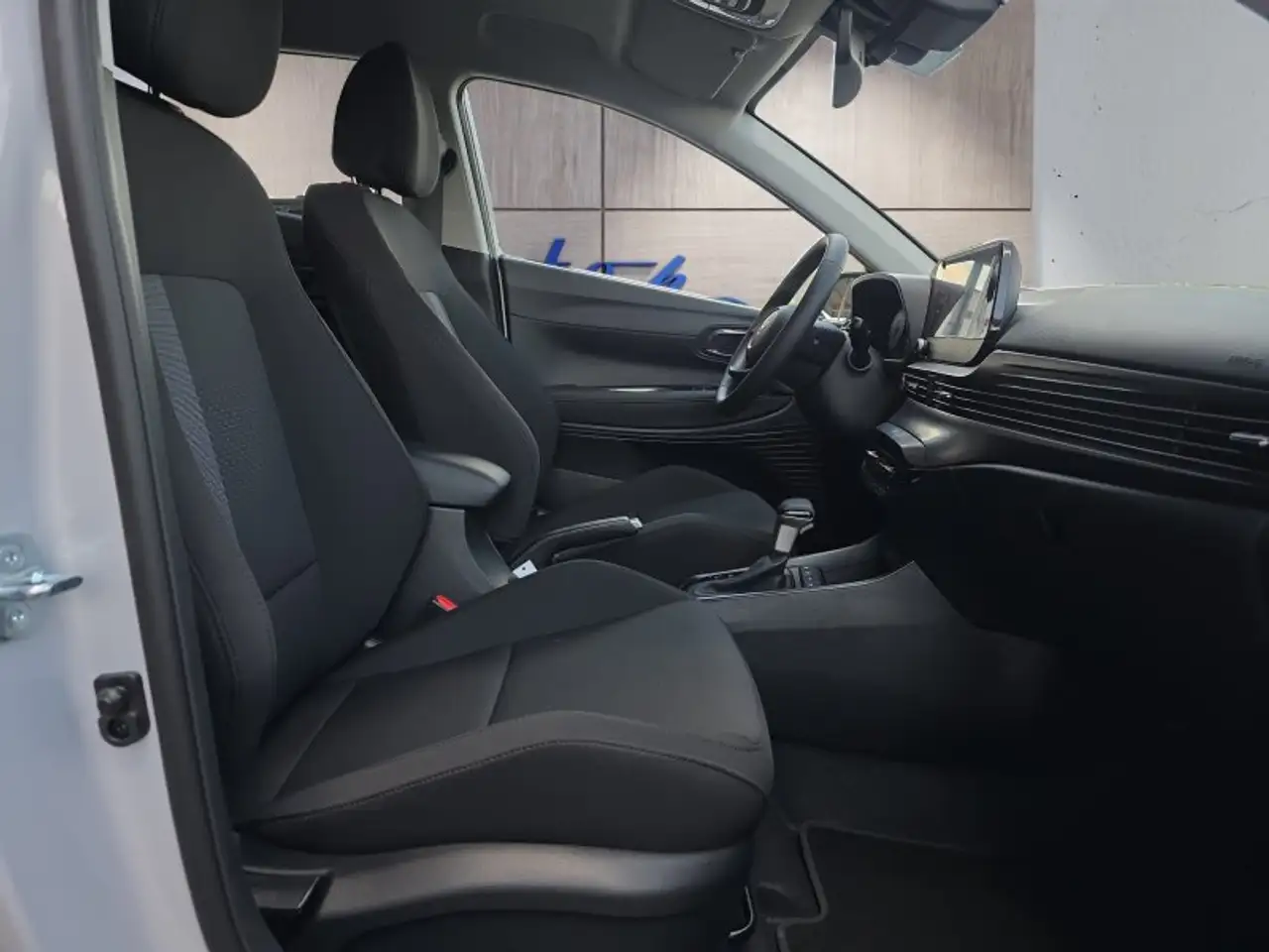 Hyundai i20 1.0 T-GDI 7DCT 17*Alu/LED/Navi/Keyless/ACC/Sounds., миниатюра 29