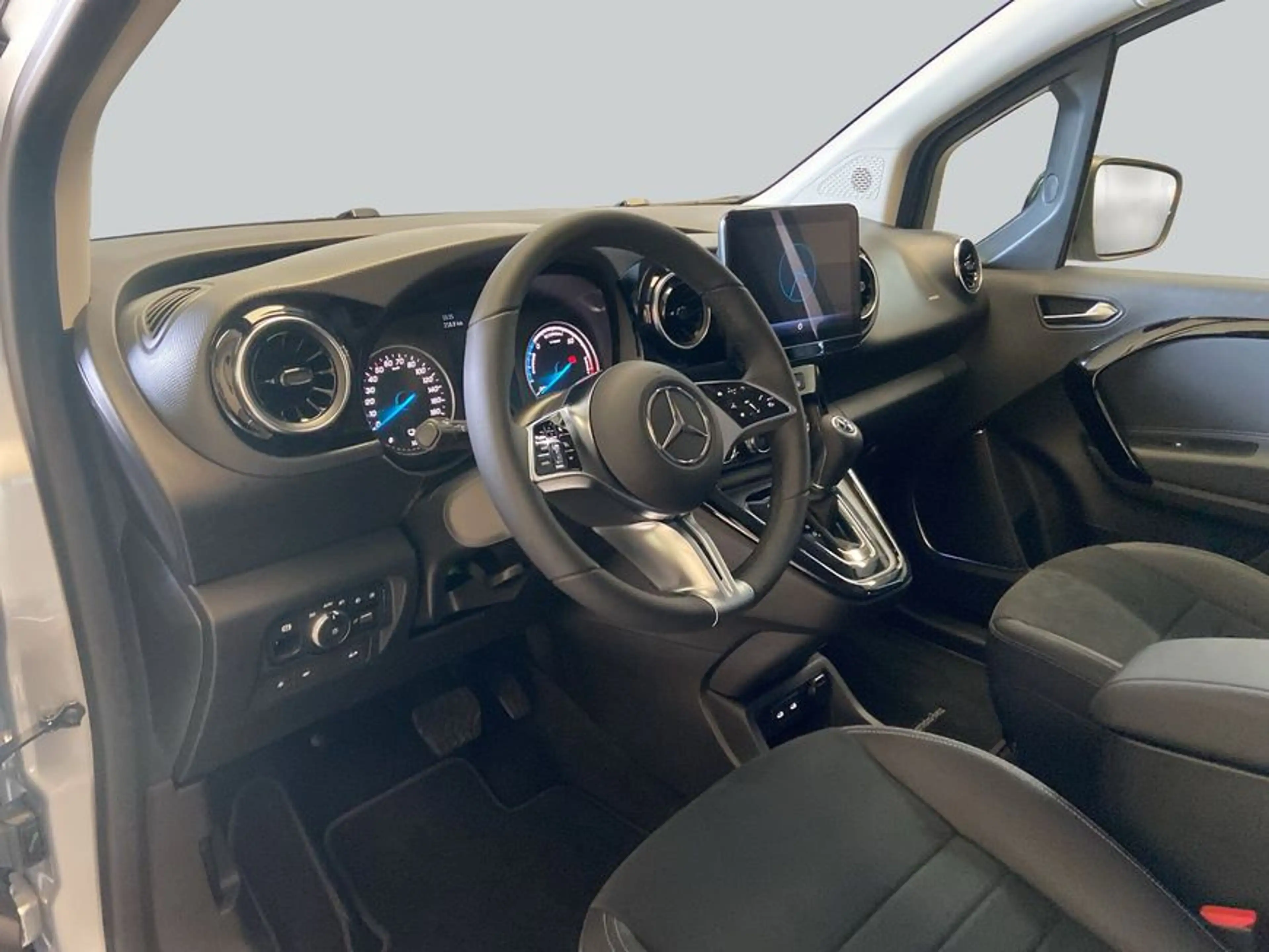 Mercedes-Benz EQT EQT — photo 10