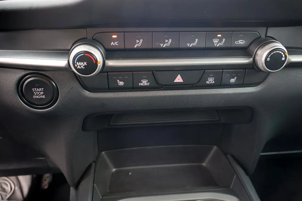 Mazda CX-30 снимка Mazda CX-30