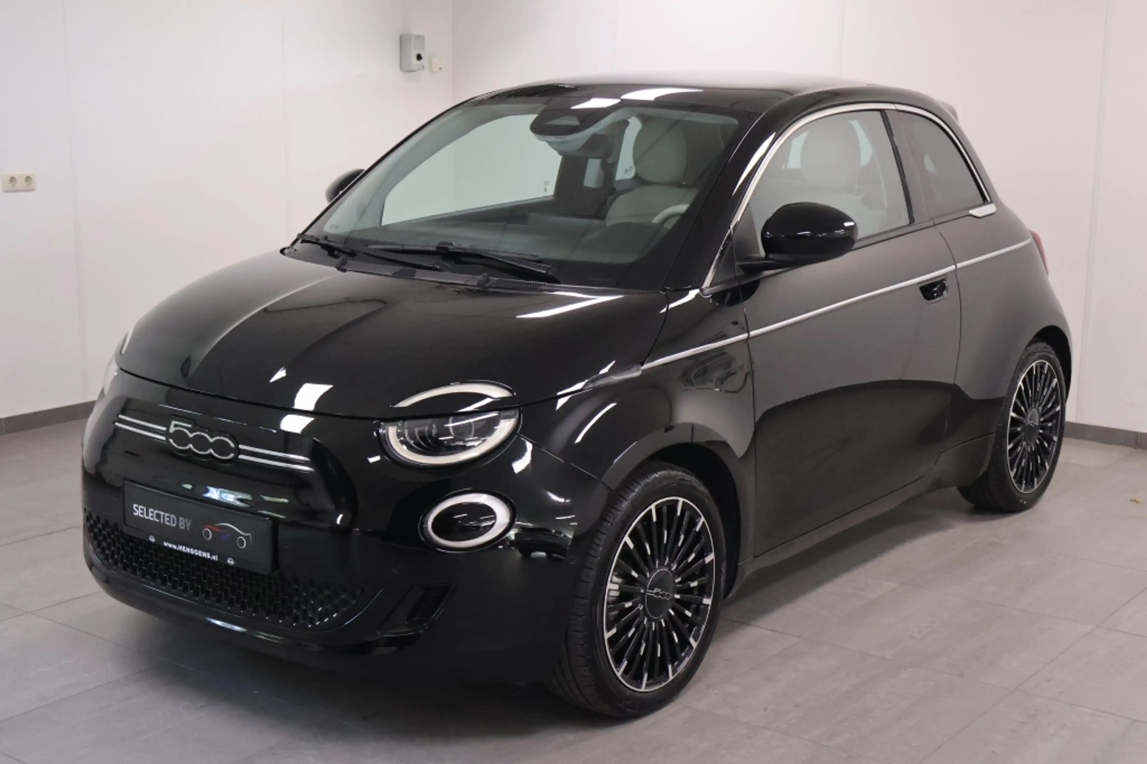 Fiat 500e 3+1 La Prima 42 kWh