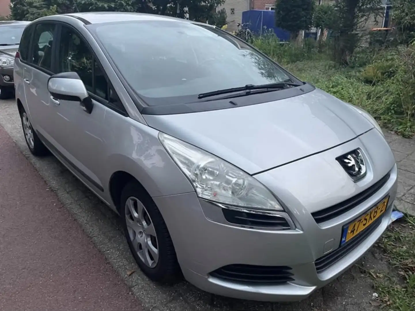 Peugeot Partner 5008 1.6 VTi SR 7p trekhaak Šedá - 1