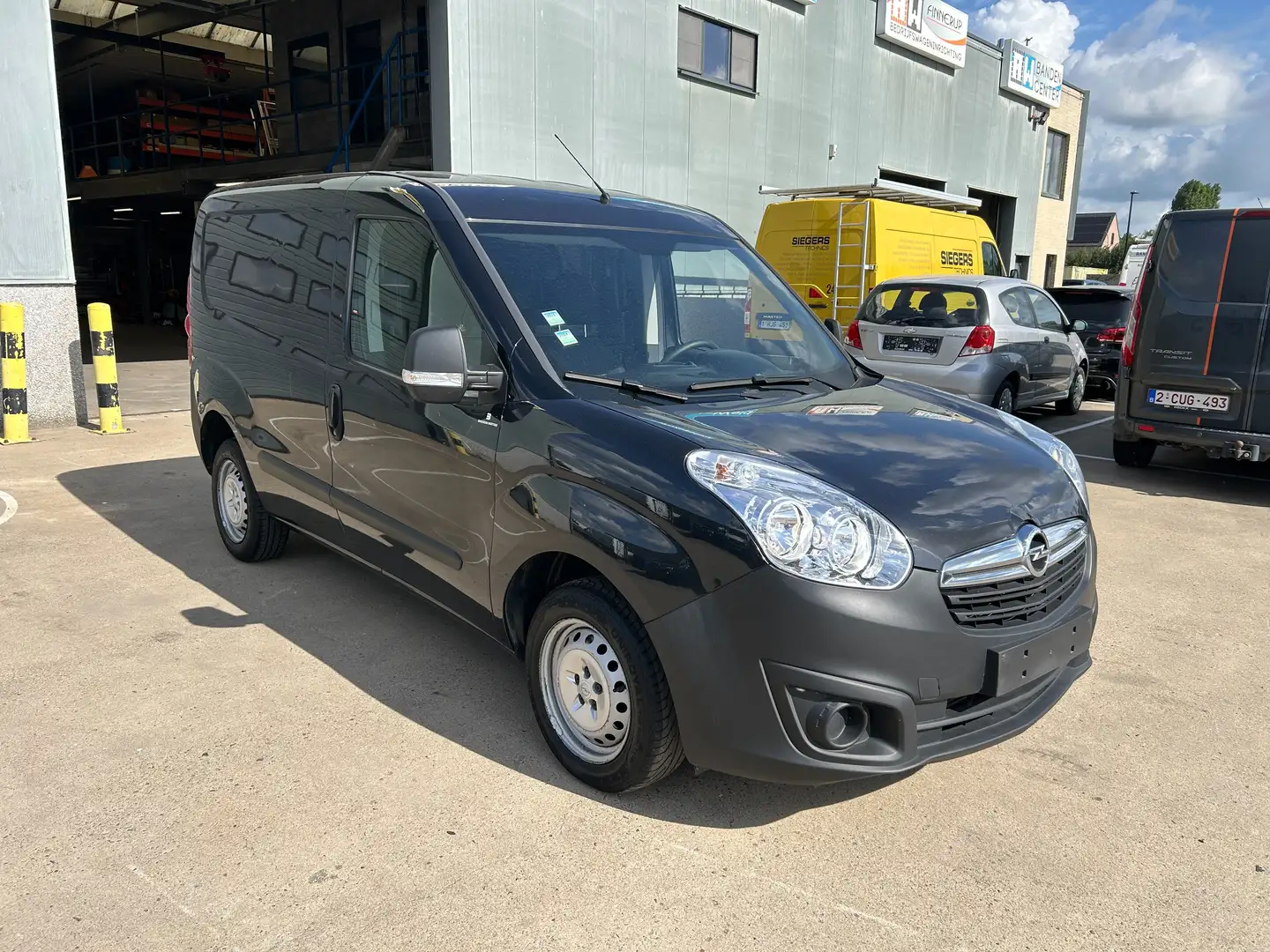 Opel Combo 1.3 dci met airco zie foto's top aanbieding Noir - 2