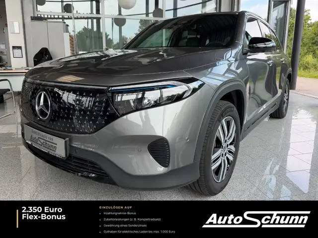 Mercedes-Benz EQB 300