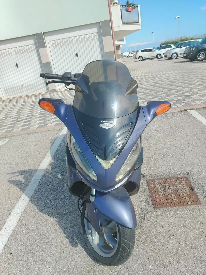 Malaguti Madison 125 Blau - 1