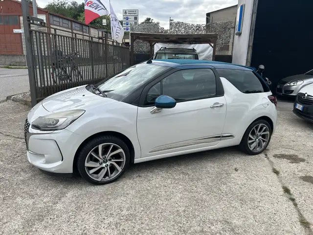 DS Automobiles DS 3 DS3 Cabrio DS3 Cabrio 1.6 bluehdi Sport Chic s