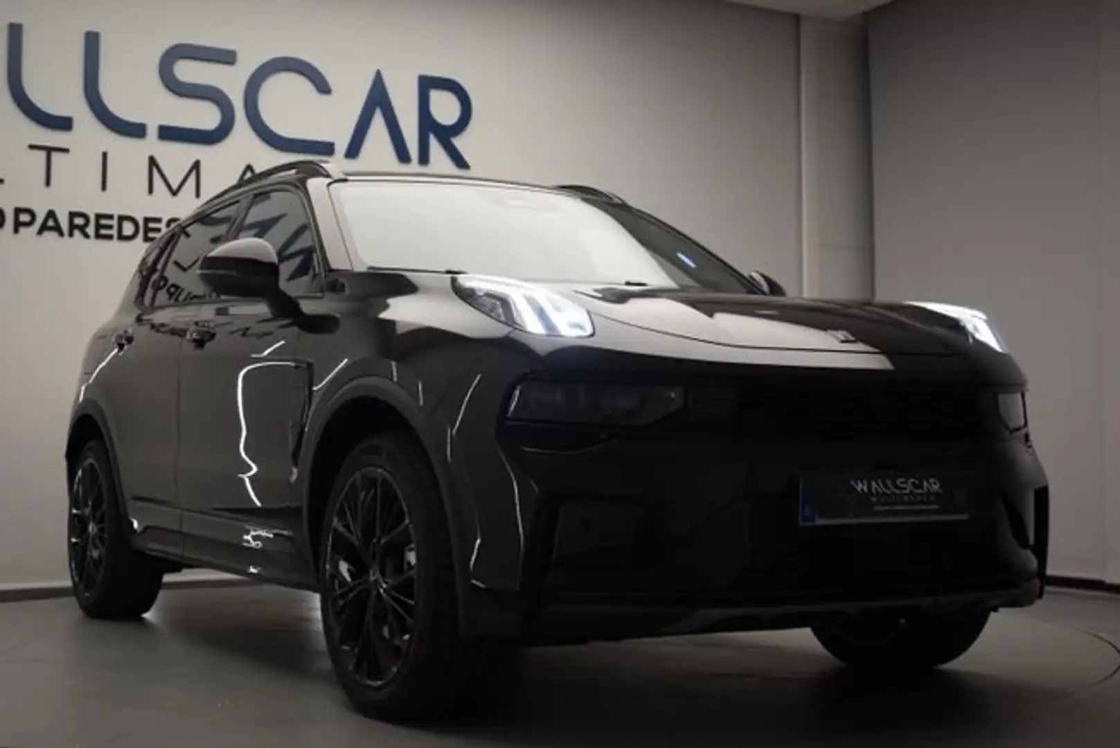 Lynk & Co 01 1.5 PHEV More Negro - 1