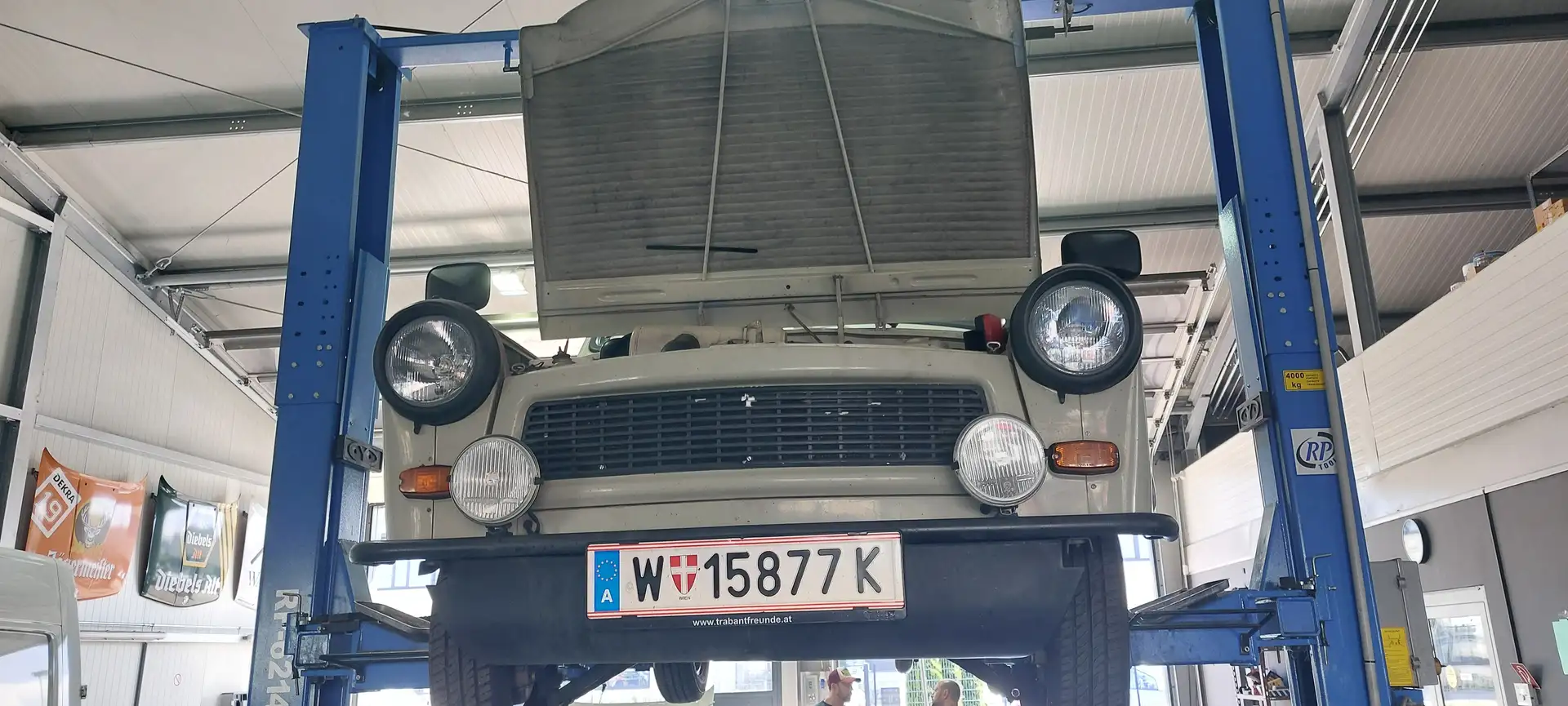 Trabant P601 Tramp Beige - 1