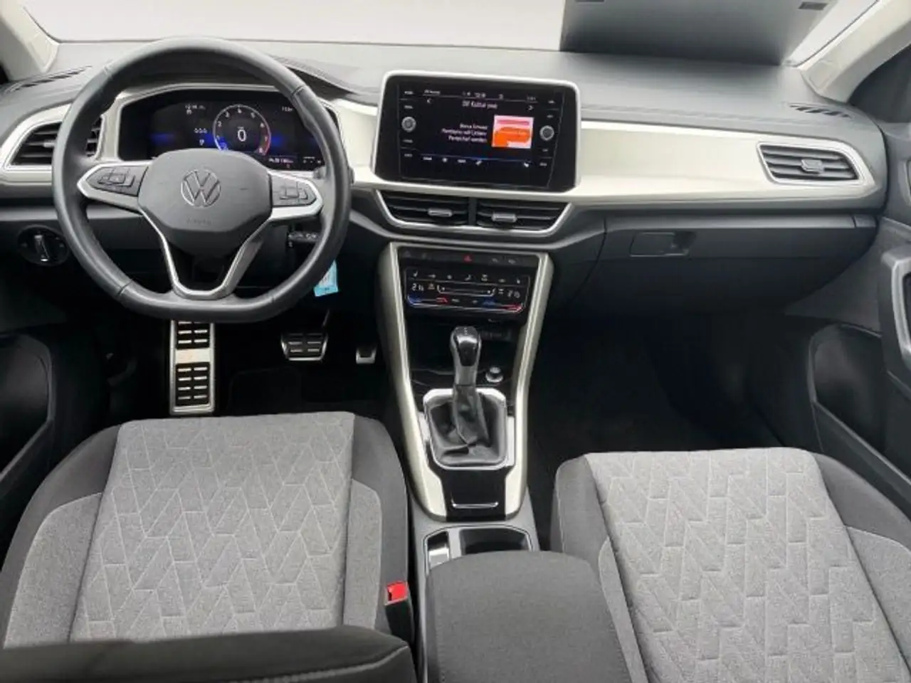Volkswagen T-Roc 1.5 TSI DSG Move AHK,Kamera,LM17 10
