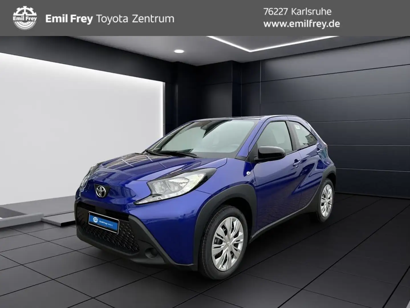 Toyota Aygo X X S-CVT Business Edition 53 kW, 5-türig Blau - 1